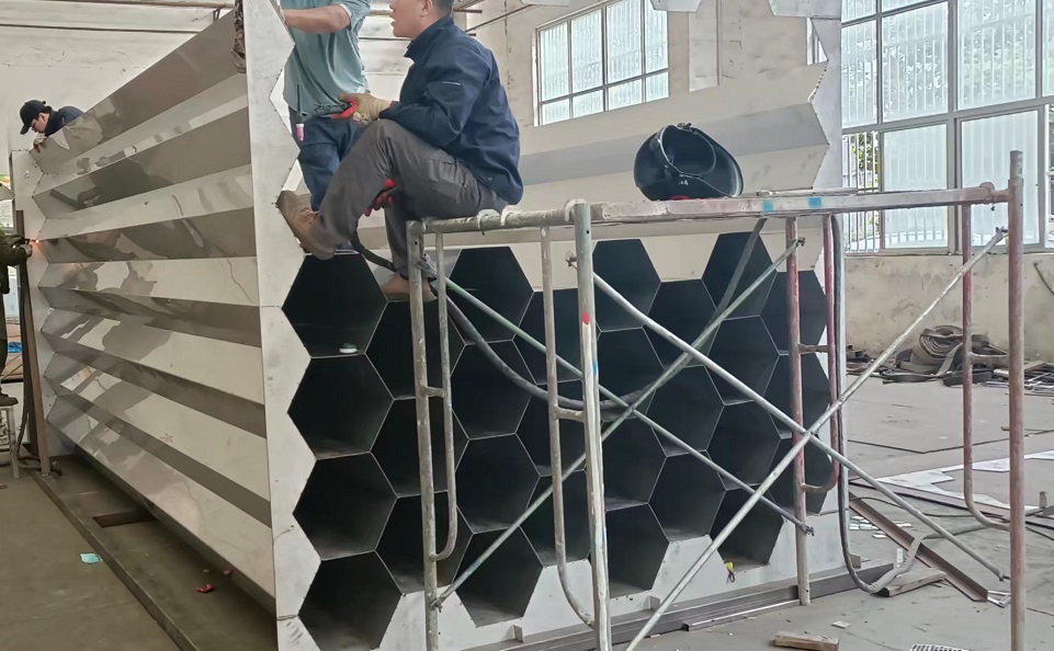 浙江不銹鋼陽(yáng)極管在工業(yè)濕電除塵器中的應(yīng)用
